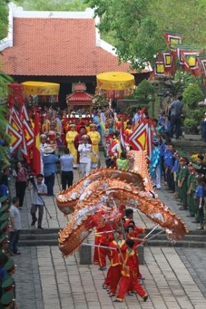 Hommages aux rois Hùng à Hô Chi Minh-Ville